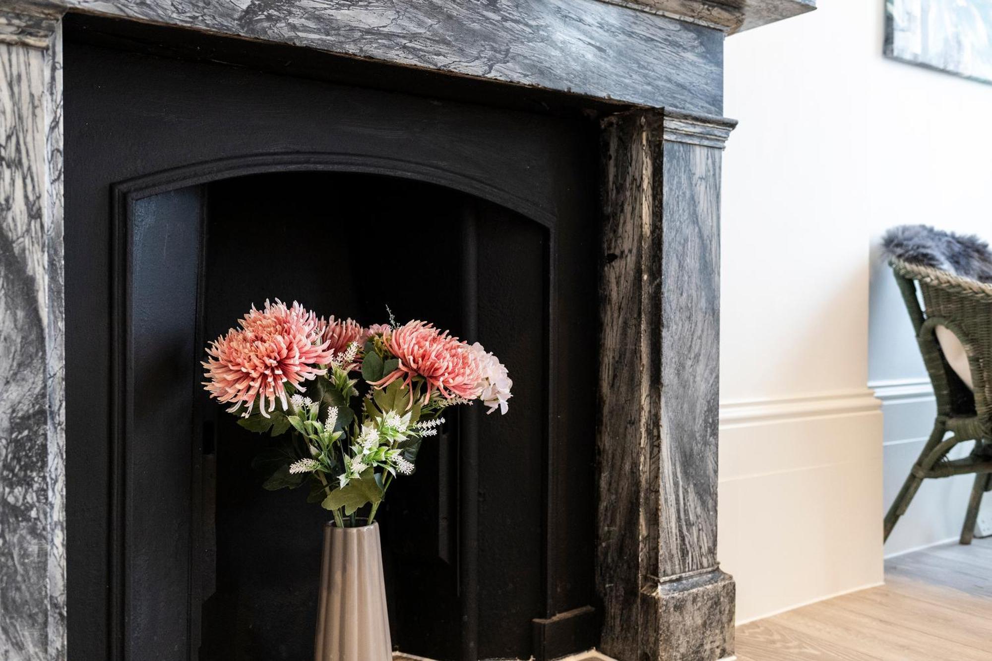 Seaside Serenity: Stylish Sea View Apartments In Herne Bay Exteriör bild